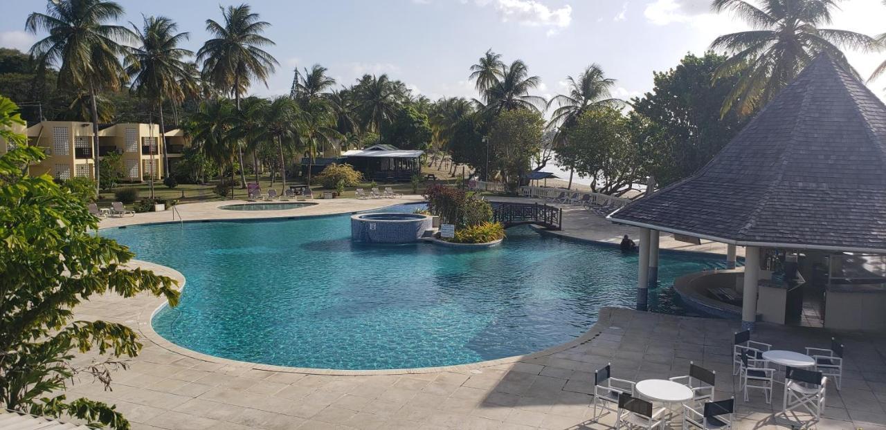 ホテル Starfish Tobago Black Rock エクステリア 写真