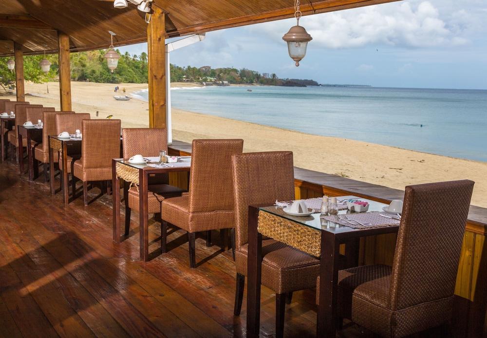 ホテル Starfish Tobago Black Rock エクステリア 写真